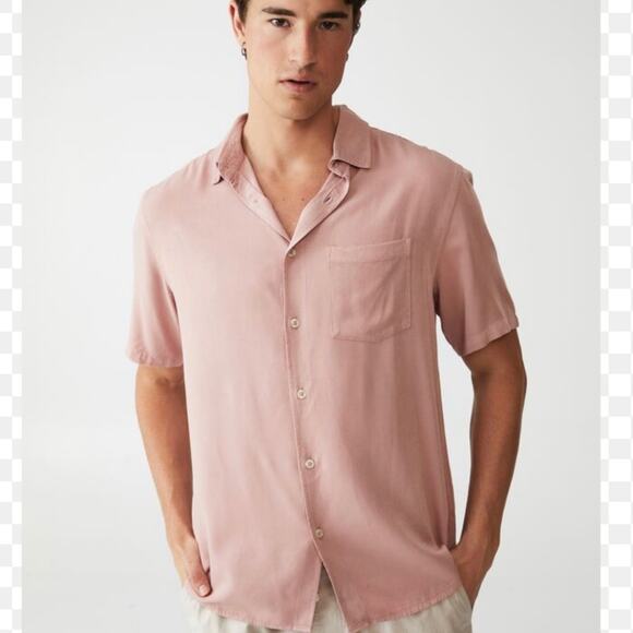 Cotton On NWT Men's Cuban Short Sleeve Buttoned Shirt  Red Peach Size Small - Picture 1 of 7
